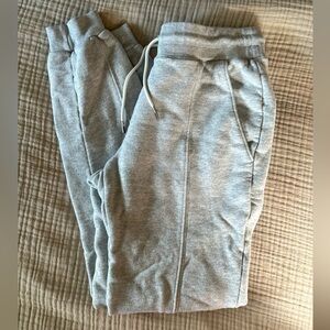 mate the label front seam fleece joggers